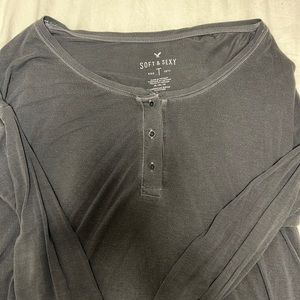American eagle blouse